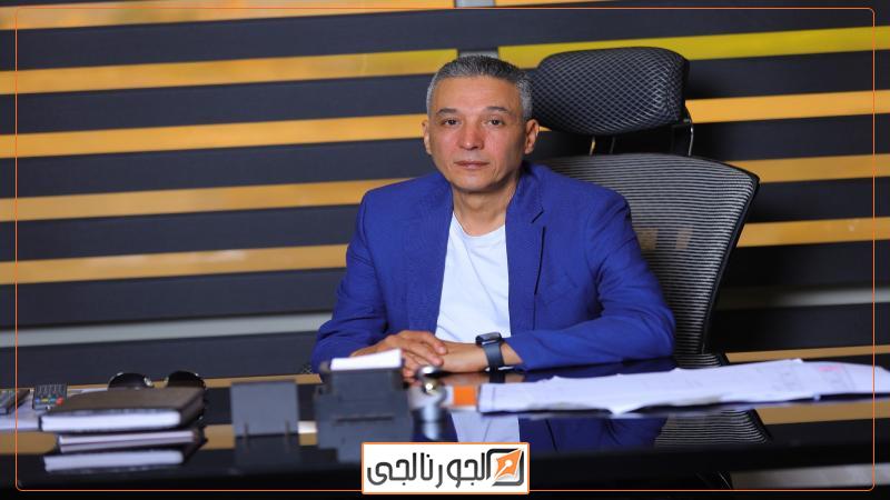 الكاتب علاء طه