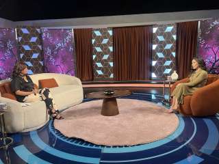 ”مداخلة تبكي أميرة العايدي على الهواء.. نجلها: إنتِ مصدر قوتنا وحياتنا