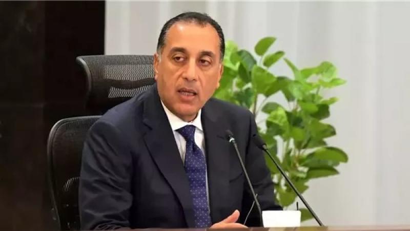 مدبولي يتابع تطوير القاهرة التاريخية..مسارات سياحية متكاملة ومناطق خضراء جديدة