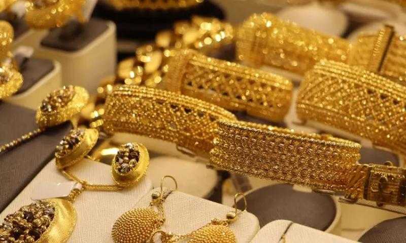 الذهب في مصر يربح 40 جنيهًا.. وتقلص الفجوة السعرية إلى 96 جنيهًا