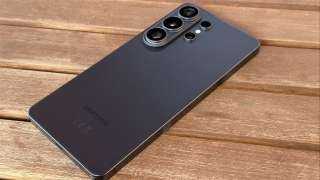 اختبارات تكشف أداء شاشة Galaxy S26 Ultra.. هل تراجعت ميزة مقاومة الانعكاسات؟