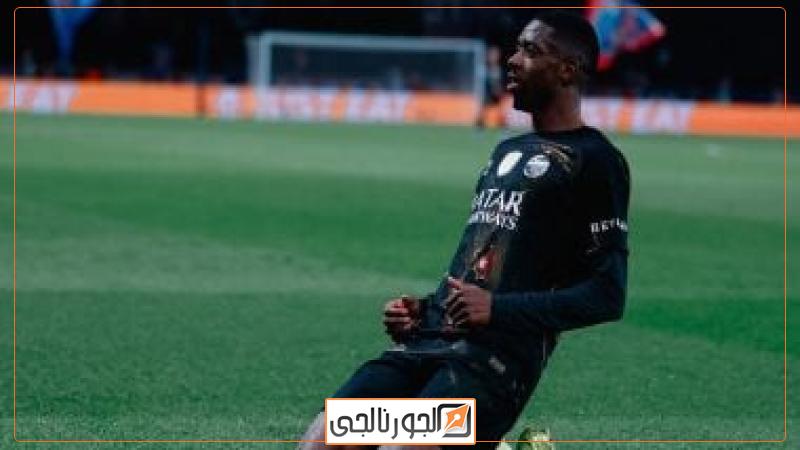 عثمان ديمبيلي لاعب باريس سان جيرمان،