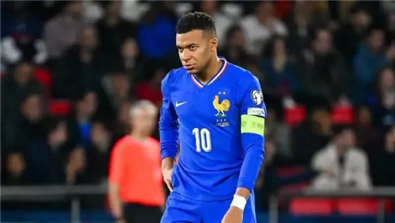 قبل مواجهة السنغال بالمونديال، مبابي يثير الجدل بتصريح عن بطل أفريقيا