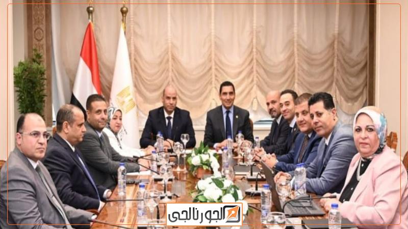 جوهر نبيل وزير الشباب والرياضة يستقبل حسن رداد وزير العمل