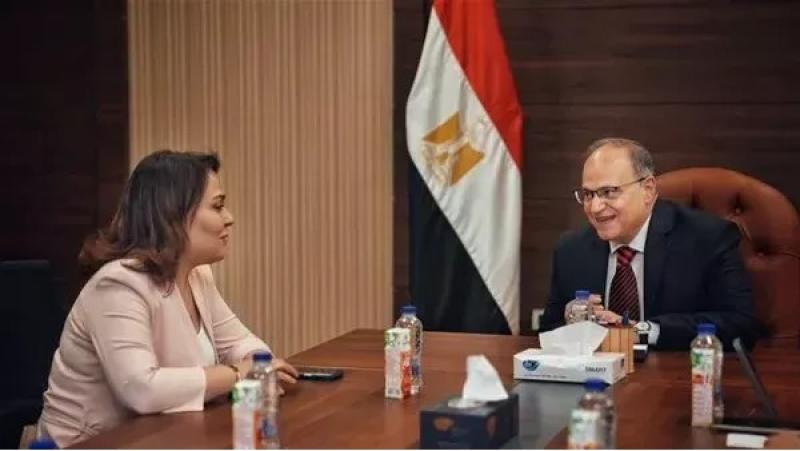 مصر وتونس تبحثان سبل تعزيز التعاون في مجال الصناعات الدوائية