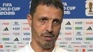 جمال السلامي: منتخب الجزائر فاز بالكرات الثابتة وهذا دليل على تفوقنا الفني جمال السلامي: منتخب الجزائر فاز بالكرات الثابتة وهذا دليل على تفوقنا الفني