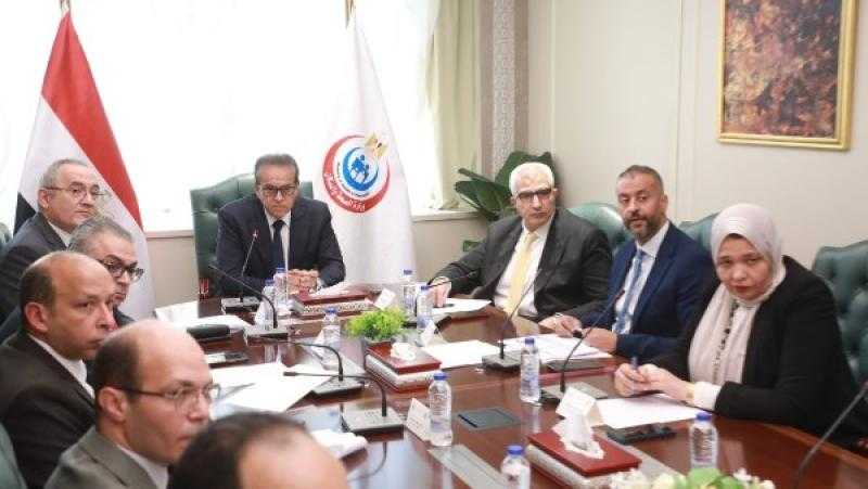 وزير الصحة : رفع كفاءة المنشآت الطبية والتعليمية
