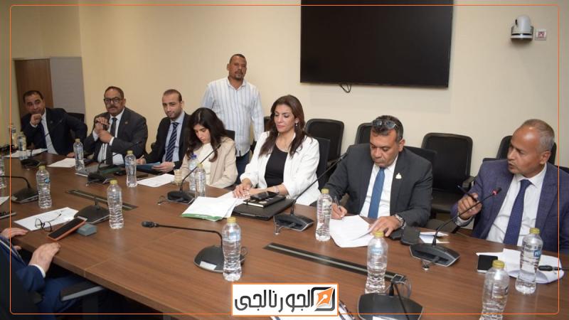 خلال اجتماع اللجنة