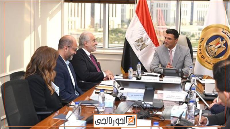 وزير الصناعة مع يونيليفر