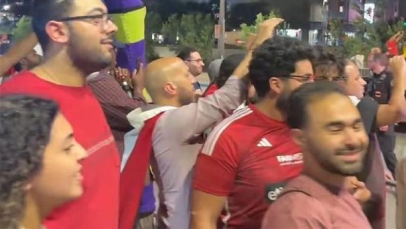 «مشهد سينمائي».. استقبال أسطوري لمحمد صلاح في تكساس يشعل مواقع التواصل