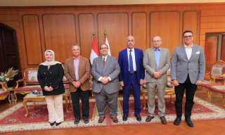 رئيس جامعة كفر الشيخ: استضافة الخبرات الدولية أحد محاور استراتيجية بناء منظومة... رئيس جامعة كفر الشيخ: استضافة الخبرات الدولية أحد محاور استراتيجية بناء منظومة بحثية عالمية (صور)