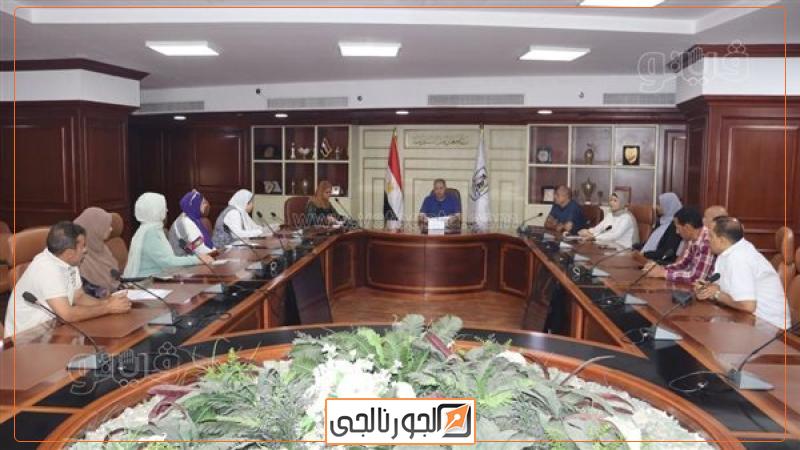 اجتماع لجنة تسيير أعمال مبادرة «مشروعك» ببني سويف