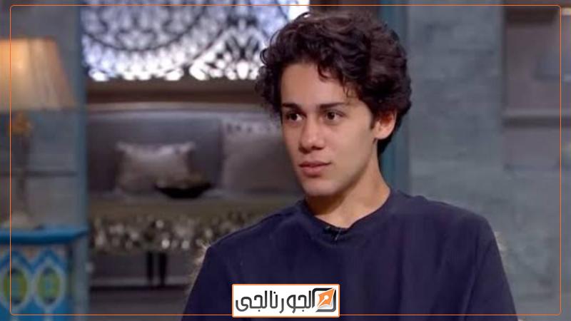 الفنان عمر رزيق
