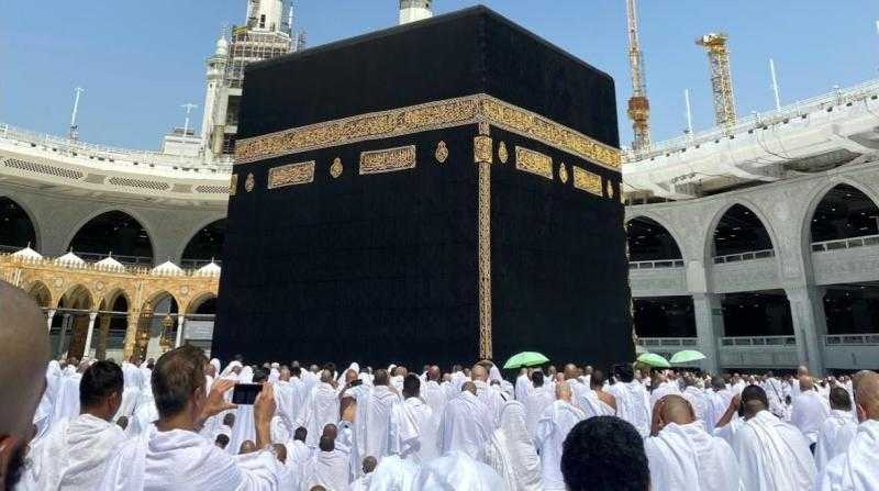 مجلس الوزراء يحذر من عروض  وهمية  للحج والعمرة عبر مواقع التواصل