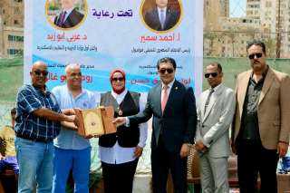 أحمد سمير و روحية أبوغالي  يتوجان مدرسة الشهيد عبد المنعم سند بطل أول بطولة مدارس للميني فوتبول