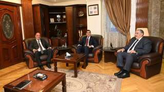 وزير الرياضة يبحث توسيع شراكات رعاية الأبطال استعدادا لأولمبياد لوس أنجلوس