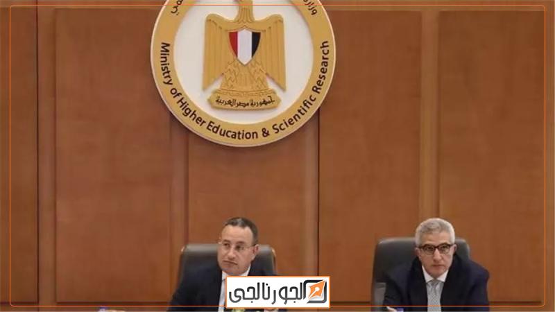 الدكتور عبدالعزيز قنصوة