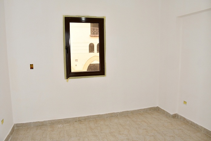 233.jpg