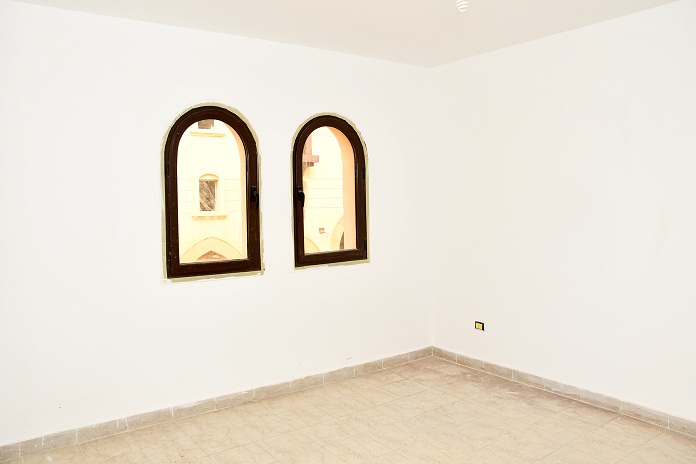 235.jpg